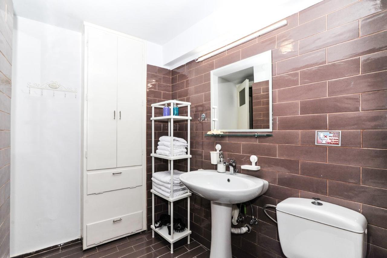 The Elegant. Spacious City Center Apartment. Ираклио Екстериор снимка
