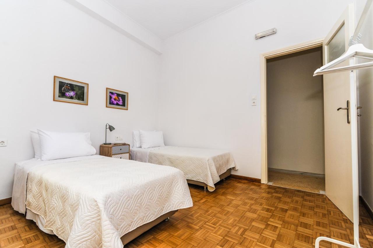The Elegant. Spacious City Center Apartment. Ираклио Екстериор снимка